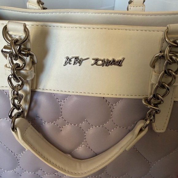 Betsey Johnson Lavender Quilted Hearts Tote Crossbody Purse Gummy Bear Charms - Picture 3 of 5